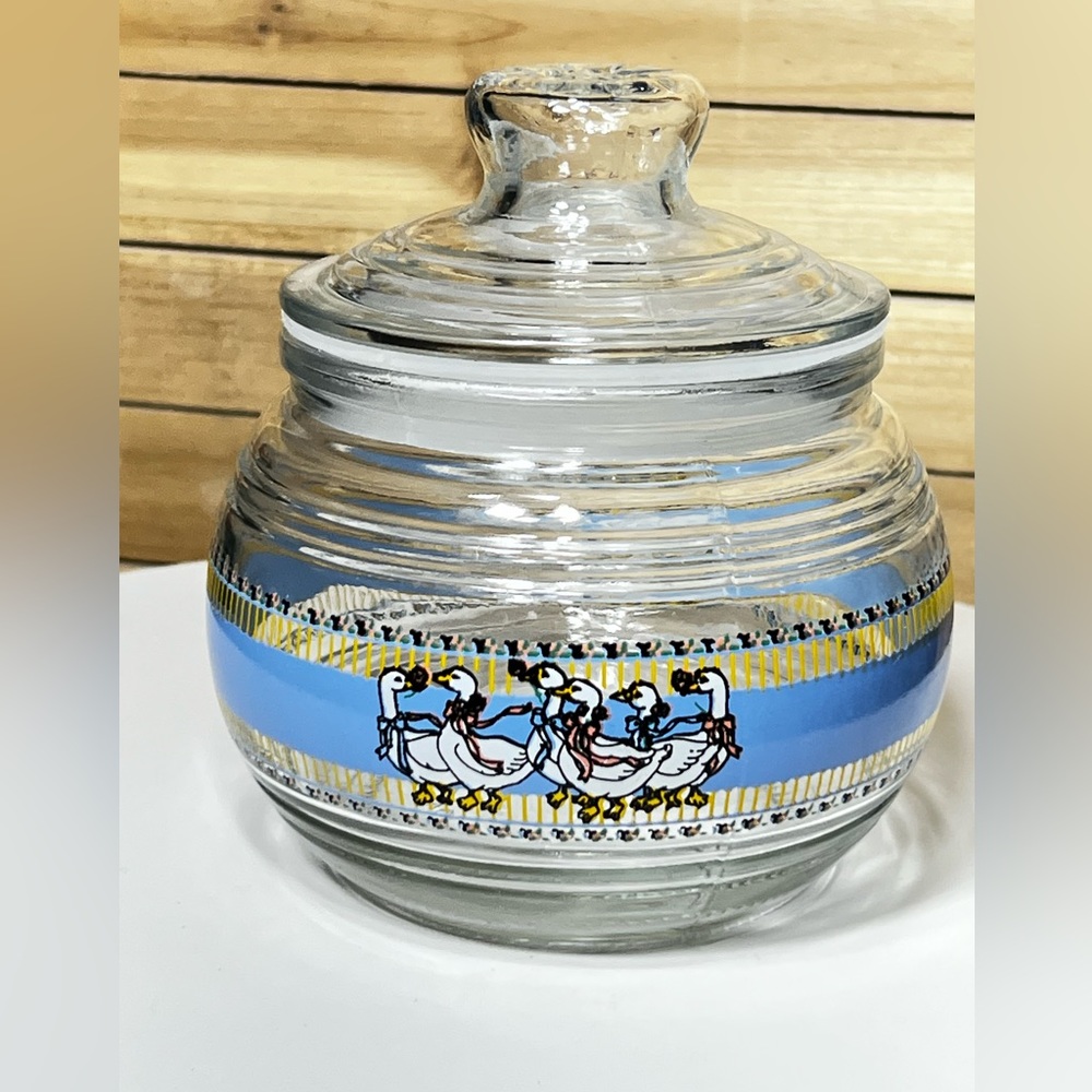 Vintage KIG Indonesia Candy Jar - Country Goose